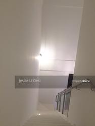 # 1 Loft (D14), Apartment #119126262